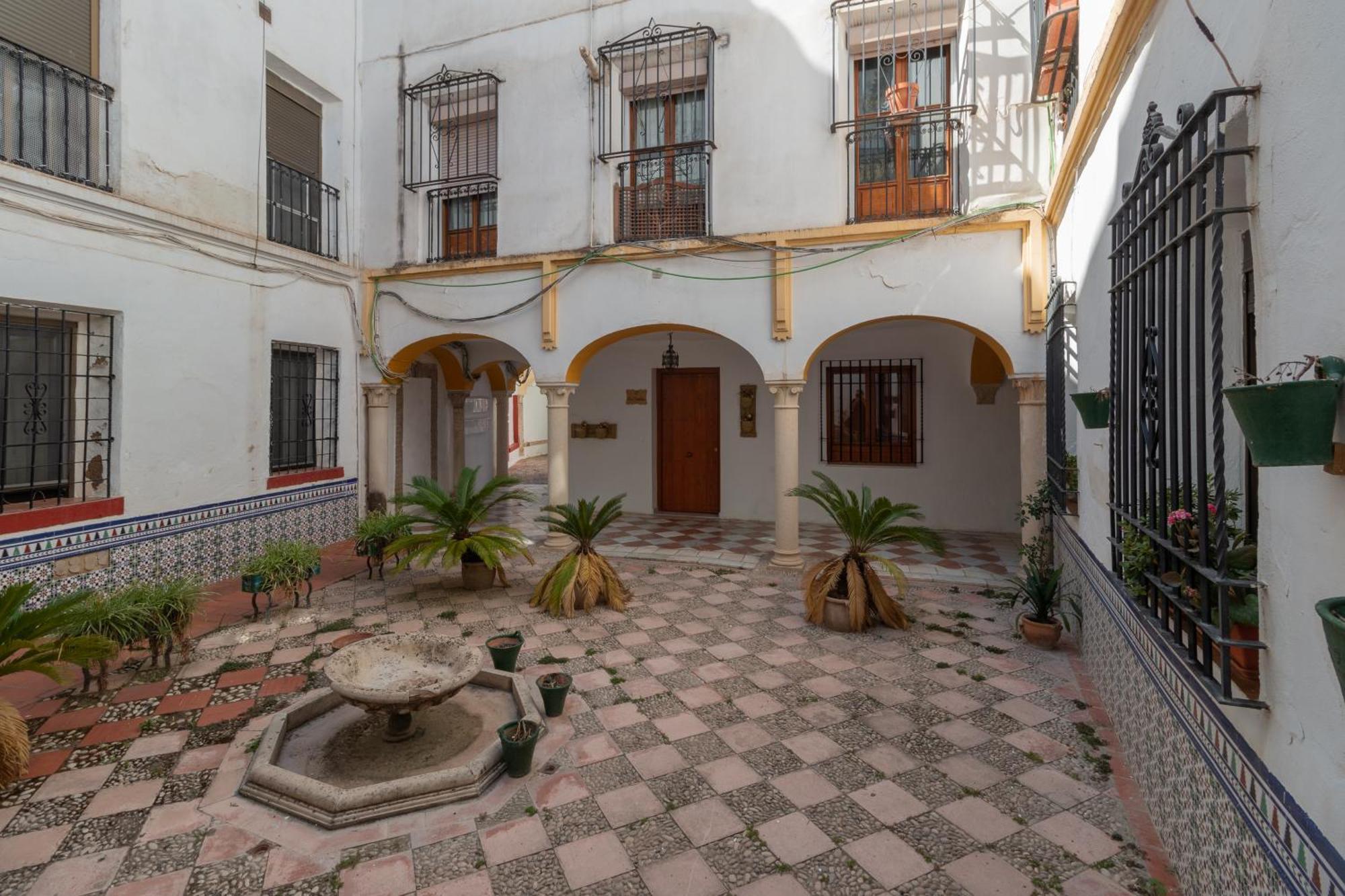 Апартаменты Luxury El Patio De La Juderia Кордова Экстерьер фото